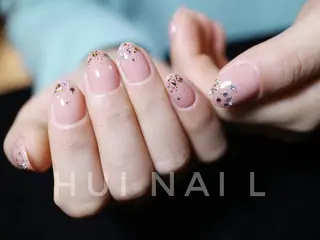 ミディアム めぐみのネイルサロン スタッフ練習のネイルデザイン