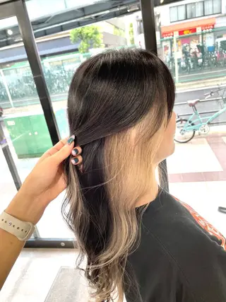 ロング カラー 🩵ハイトーン/ レイヤーYUZU🩵のヘアスタイル
