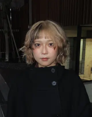 カラー ハイトーン KAISEIのヘアスタイル