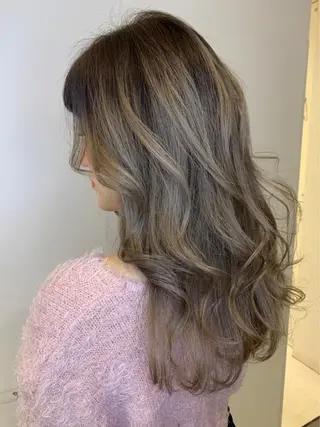 セミロング カラー 韓国風・ブリーチなし ・あり後藤　一斗店長のヘアスタイル