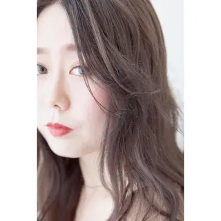 セミロング カラー fio マナミのヘアスタイル