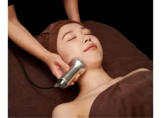 Kawakami美人塾エステ所属・ワタナベ アヤコのエステ・リラクイメージ