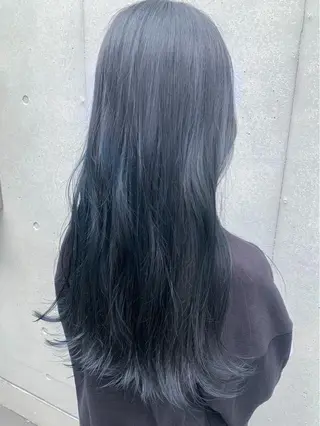 ロング カラー ヘアアレンジ yuka .のヘアスタイル