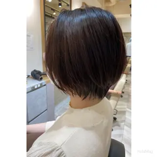 ショート カラー 岩間 香純のヘアスタイル