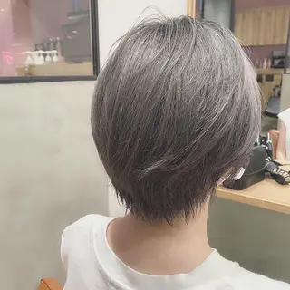 ショート カラー アオヌマミユ☁️ /ボブ/ハイトーン/のヘアスタイル