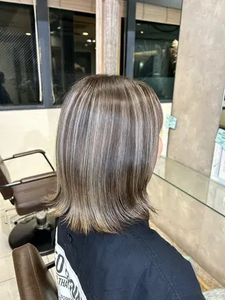 カラー Momo/海外ヘア レイヤー/ハイライトのヘアスタイル