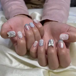 ネイル マツエク・マツパ アイブロウ Nail&eye Belire 新宿のネイルデザイン