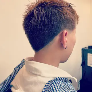 ショート カラー メンズ 岡 康太のヘアスタイル