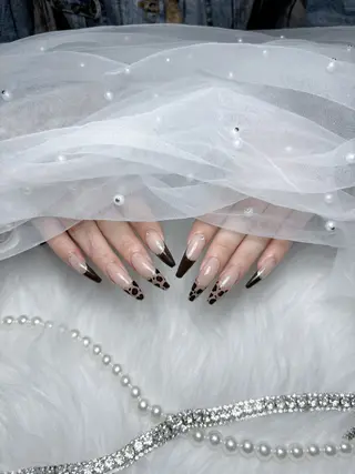 ネイル AISHA  ︎︎のネイルデザイン