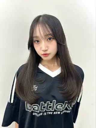 ロング カラー ミディアムレイヤー 添田晃基のヘアスタイル