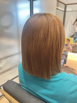 ショート あらいしほ /ダブルカラーのヘアスタイル