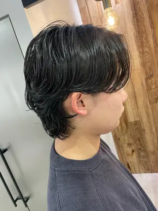 ミディアム パーマ 神 嵩徳のヘアスタイル