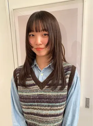 セミロング カラー 🐏Yuna＊透明感 ハイトーンカラー✨のヘアスタイル