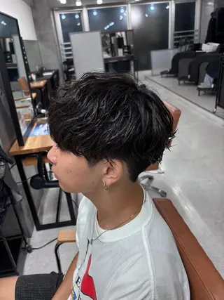 パーマ メンズ フェザーの鬼 🇰🇷yutoのヘアスタイル
