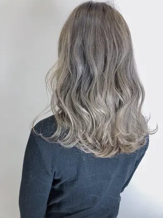 セミロング 藤田 祥平のヘアスタイル