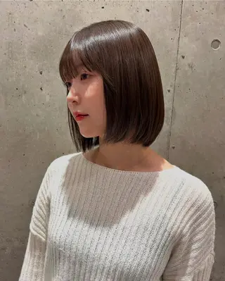 ショート カラー 畑中 香穂のヘアスタイル