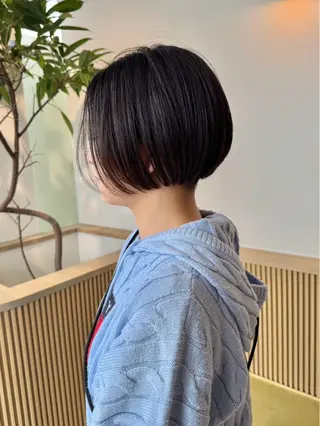 ショート 安藤 暁のヘアスタイル