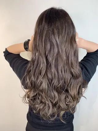 セミロング カラー パーマ ヘアアレンジ ♦️最強の似合わせ ♦️店長/高橋のヘアスタイル