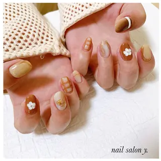 ネイル nailsalon y.のネイルデザイン