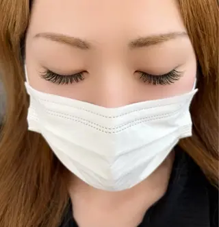 マツエク・マツパ REGINA ネイルまつげエステの眉毛・アイブロウイメージ