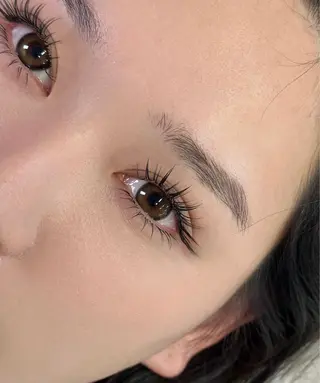 マツエク・マツパ 愛・ラッシュAURA ʚ🎀ɞ⋆みやのマツエク・マツパデザイン