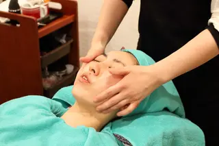 ヘアサロン オーファ予約係の眉毛・アイブロウイメージ