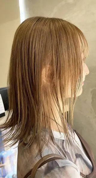 セミロング ブリーチなし透明感 カラー✨山仲絢圭のヘアスタイル