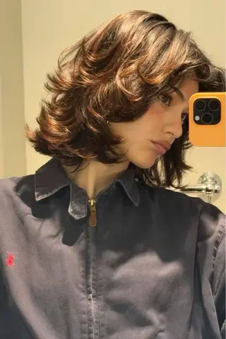 セミロング カラー Meguro/海外風 /艶カラー⭐️のヘアスタイル