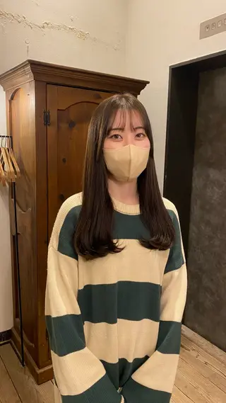 ロング 透明感カラー 🦙なりたりみのヘアスタイル