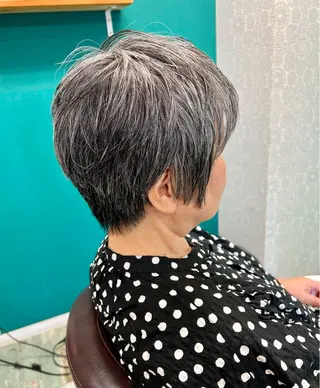 ショート 鈴木 令子のヘアスタイル