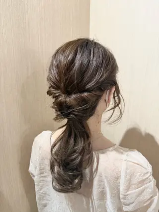 セミロング カラー ヘアアレンジ 吉岡 三四朗のヘアスタイル