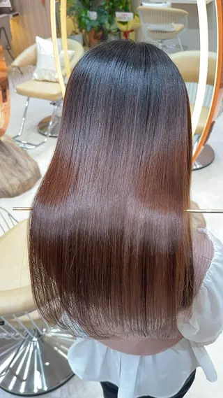 セミロング カラー 縮毛矯正✨🫧 レイヤー川村利幸のヘアスタイル