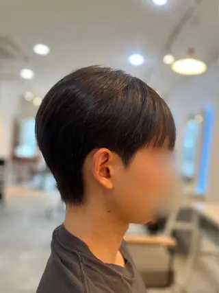 メンズ HEALHAIR 堀江店のヘアスタイル
