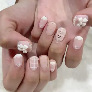 ネイル 東 千夏のネイルデザイン