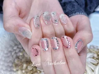 ショート カラー ネイル Le’a NailSalonのネイルデザイン