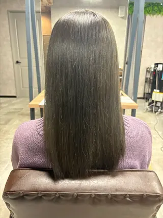 セミロング きょうか🩶 /艶髪/髪質改善のヘアスタイル