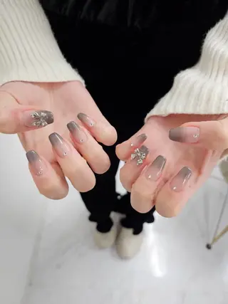 ネイル HIKARI 4uまつ毛ネイルのネイルデザイン