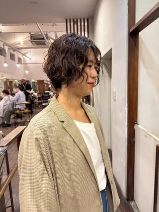 ミディアム MOK大阪梅田店 Asahiのヘアスタイル