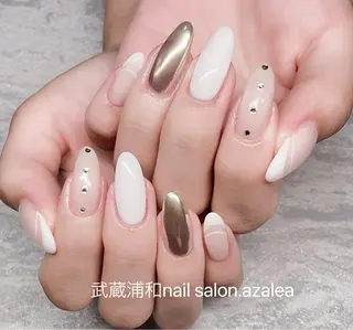 ネイル R inのネイルデザイン