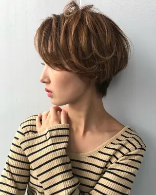 カラー nico麻生　長谷川 裕月のヘアスタイル