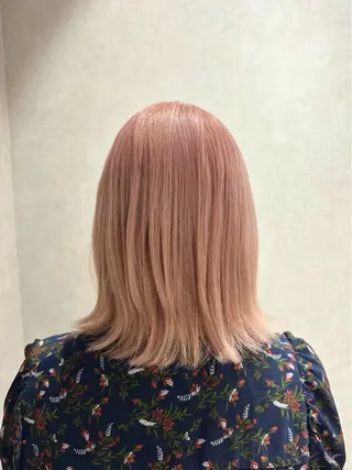 ミディアム ✂️秋葉原 🤍YURI🤍のヘアスタイル
