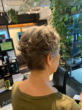 ショート プルースラウンジ 千葉のヘアスタイル