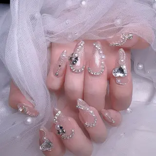 ネイル UMI ネイルサロン新宿🎀のネイルデザイン