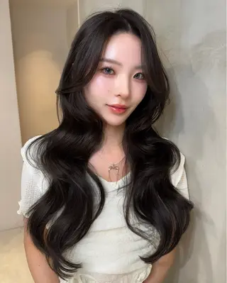 ロング カラー 艶カラー♡クール トレンドヘア♡アユミのヘアスタイル