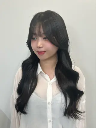 ロング カラー 心斎橋l大人韓国ヘア レイヤー×艶カラーのヘアスタイル