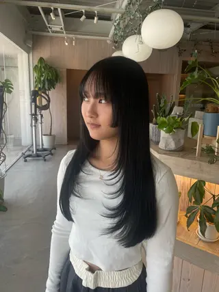 ロング カラー レイヤーカット/ マリアのヘアスタイル