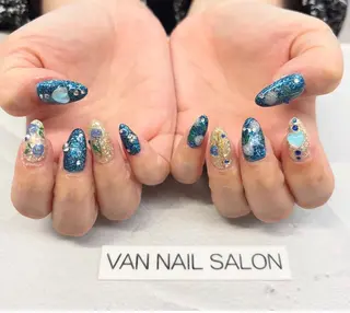 ネイル Van Nail Salonのネイルデザイン