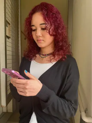 セミロング 艶カラー/パーマ/ ‎kanahaʚଓ⋆のヘアスタイル