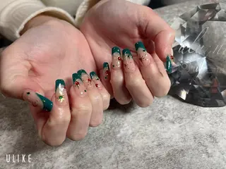 ネイル 佐野 愛美のネイルデザイン
