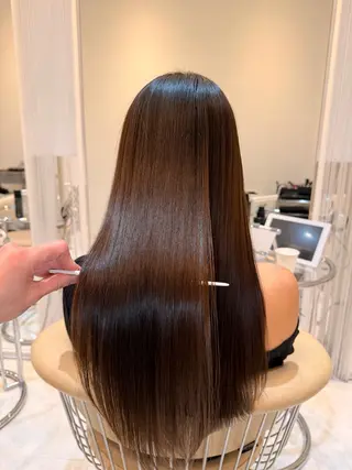 セミロング カラー パーマ ヘアアレンジ Watai 艶髪 當間 大知のヘアスタイル